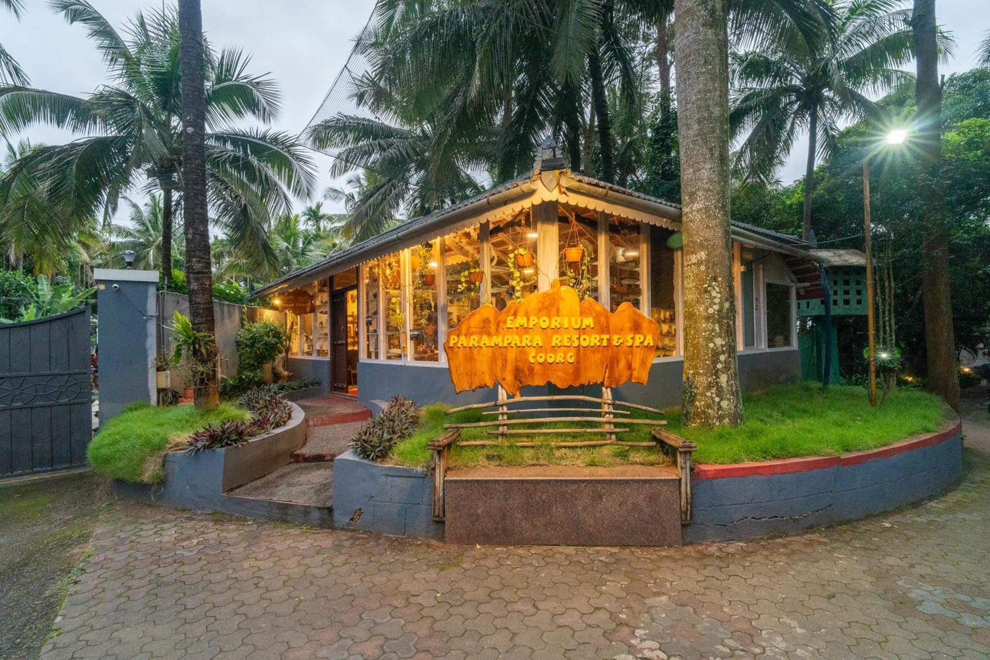 Parampara Resort & Spa, Coorg Kushālnagar Eksteriør bilde